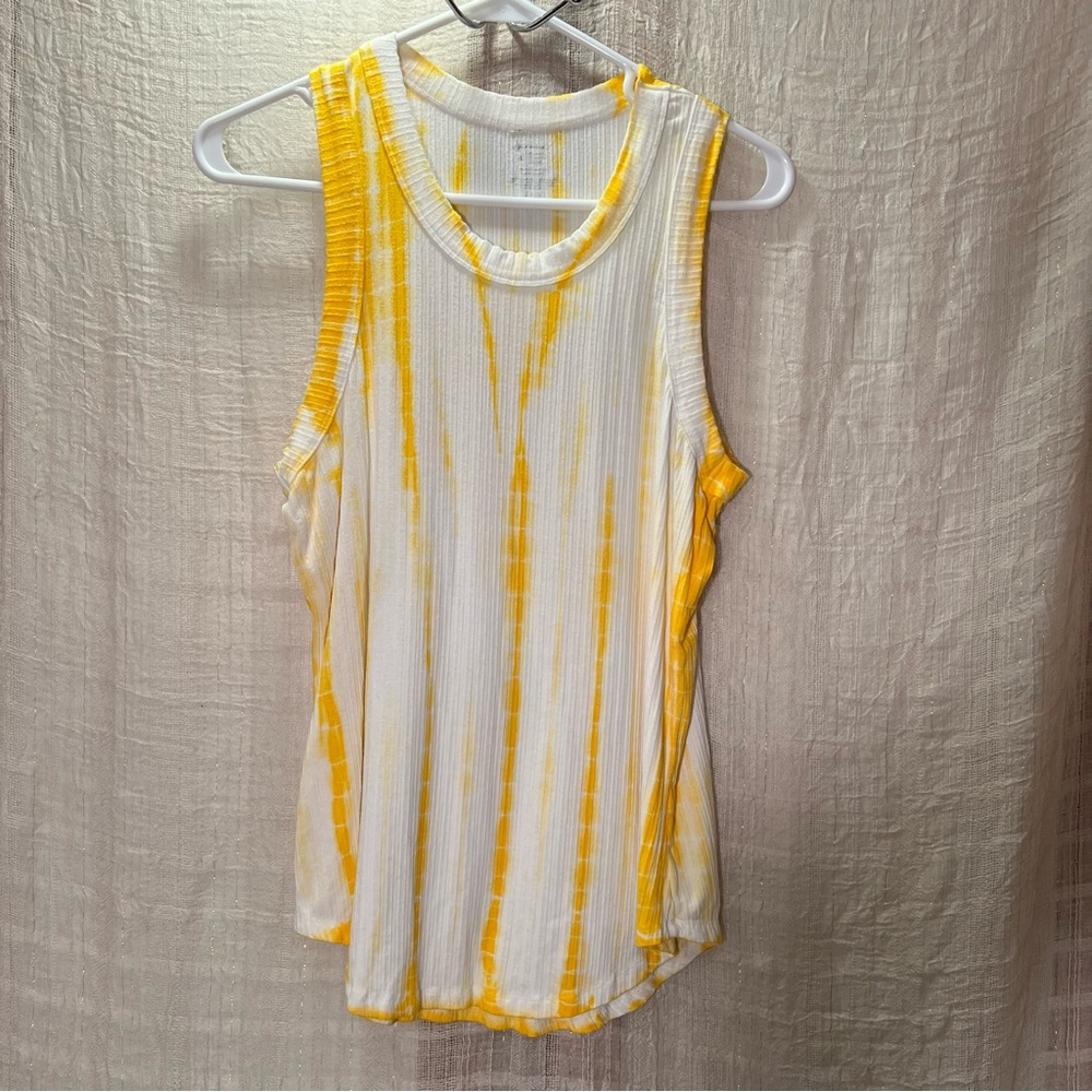 Final Price! Yellow and White Tie-dye Top